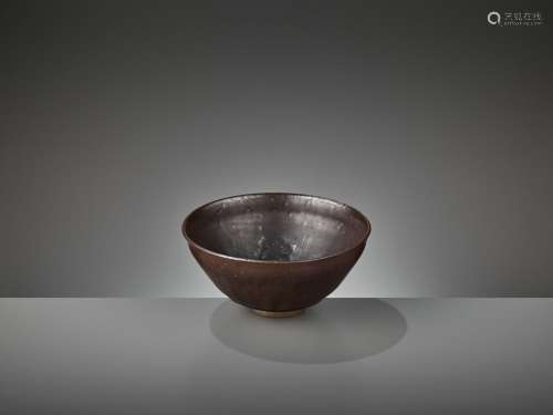 A RARE JIAN ‘HARE’S FUR’ BOWL WITH FLORAL DECORATION, JIN DYNASTY