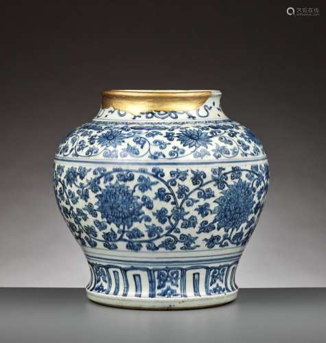 A BLUE AND WHITE ‘LOTUS’ JAR, GUAN, MING DYNASTY