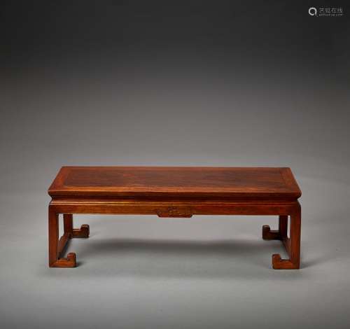 A RARE HUANGHUALI LOW TABLE, KANGZHUO, EARLY QING DYNASTY