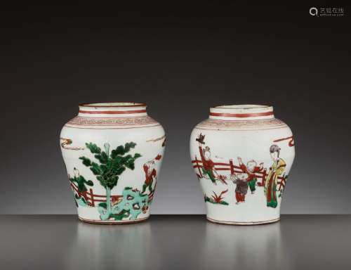 A PAIR OF IRON-RED AND ENAMEL-DECORATED ‘BOYS’ JARS, TIANQI PERIOD