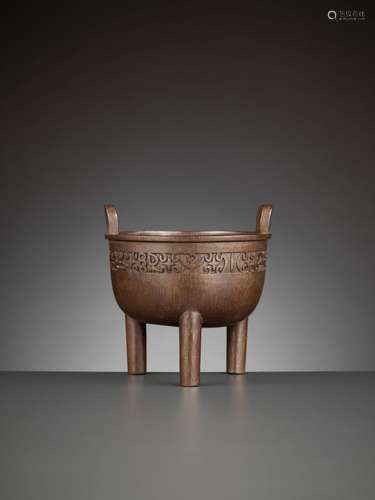 A SUPERB ARCHAISTIC DING CENSER BY KANO TESSAI, DATED 1914