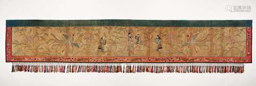 A HUGE ALTAR FRONTAL, EMBROIDERED SILK, QING DYNASTY