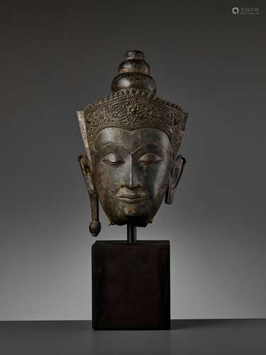 A BRONZE HEAD OF BUDDHA, AYUTTHAYA KINGDOM