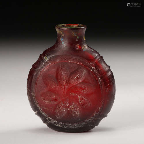 Chinese Peking Glass Snuff Bottle