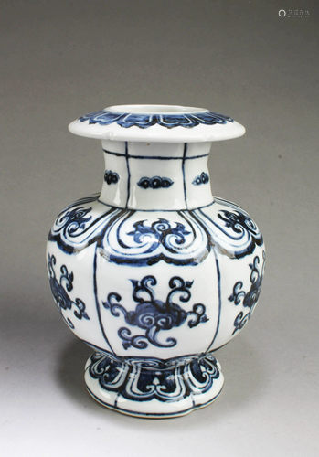 Chinese Porcelain Vase