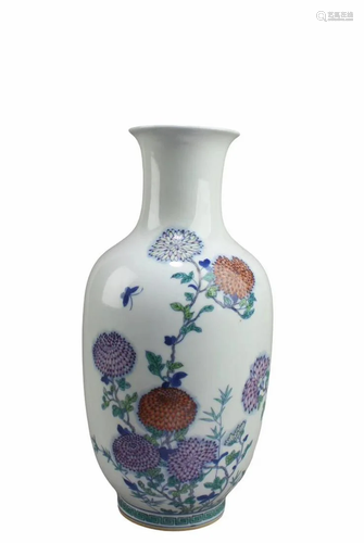 Chinese Porcelain Vase