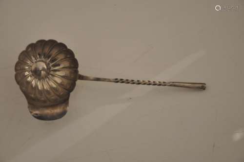大银冲勺第1题，部分手柄扭曲。缺少第二部分。巴黎，1809-1819年Goldsmith:剑的LD重量：45克