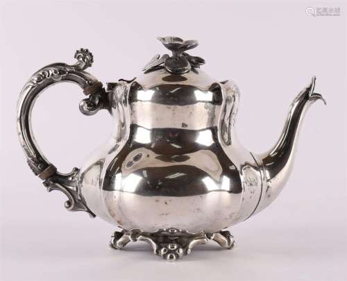第二量835/1000银路易十五风格茶壶，19世纪。硕士的标志。Fa. J.M. van Kempen, Voorschoten (1858-1924), 383,2 克.