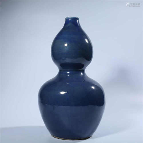 Blue glazed gourd bottle of Ming Dynasty