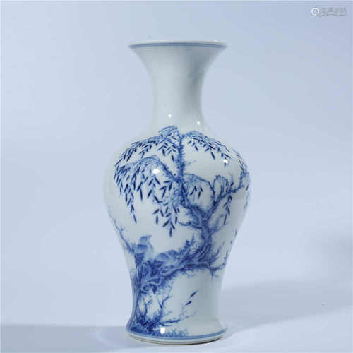 Blue and white bottle of Qing Dynasty