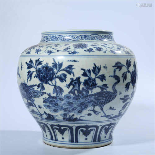 Blue and white flower and bird shaped jar of Yuan Dynasty