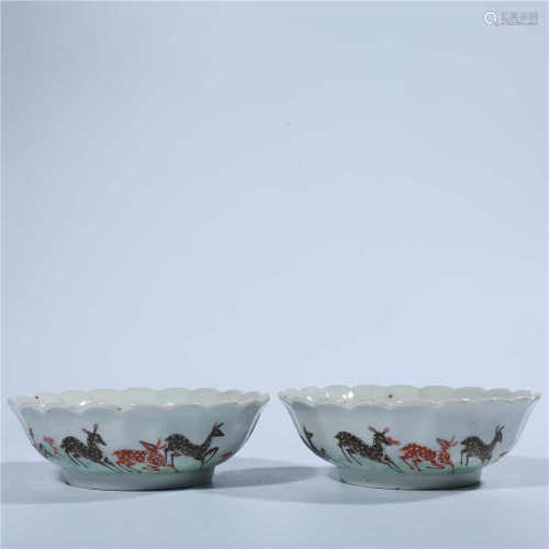 A pair of pastel deer shaped bowls in Qing Dynasty