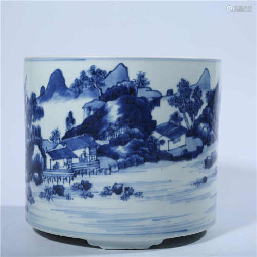 Blue and white brush holder with landscape pattern in Qing Dynasty