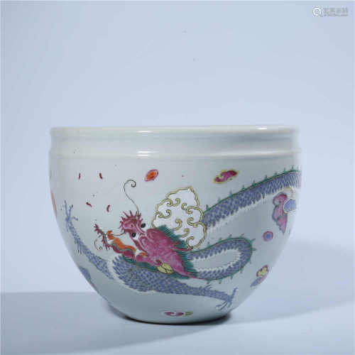 Qing Dynasty pastel dragon shaped VAT