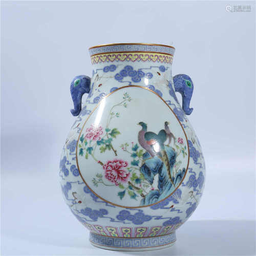 Qing Dynasty Qianlong pastel flower and bird pattern Elephant Ear vase