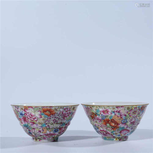 A pair of pink flower bowl in Qianlong of Qing Dynasty