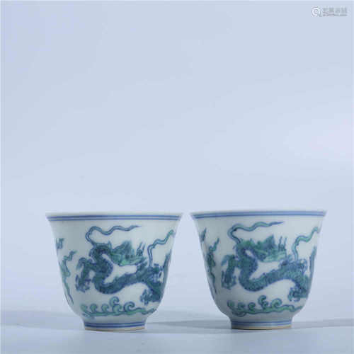 A pair of green dragon cup in Chenghua of Ming Dynasty