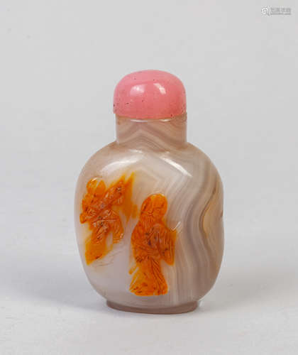 Chinese Cameo Agate Snuff Bottle