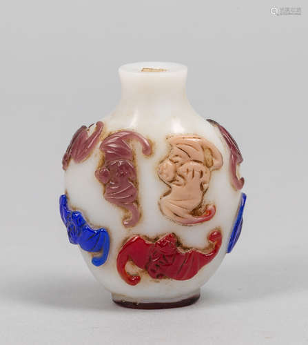 Chinese Old Overlay Glass Snuff Bottle