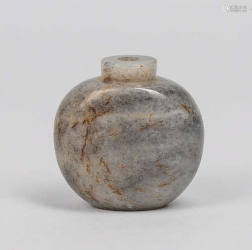 Important Chinese Black White Jade snuff Bottle