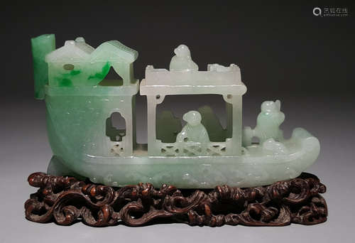 JADEITE CARVED SHIP SHAPE PENDANT