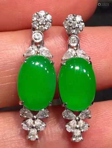 ICY GREEN JADEITE EARRING WITH 18K GOLD&DIAMOND