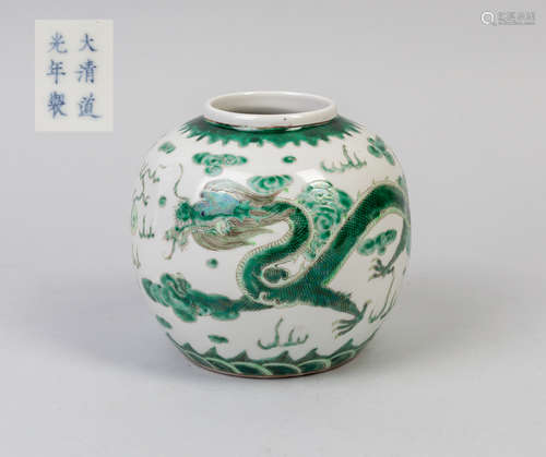 Chinese Old Famille Rose Porcelain Jar