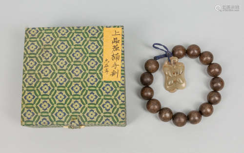 Chinese Old Agarwood and Jade Beads