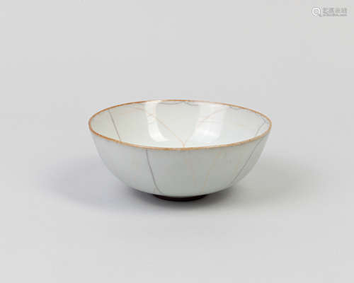 Chinese Ge Type Porcelain Bowl