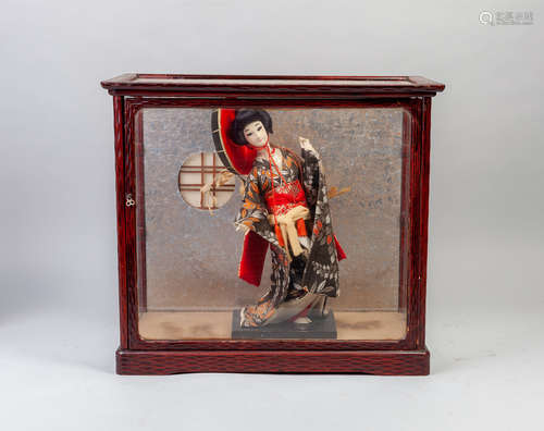 Japanese Vintage Geisha Doll W/Glass Case