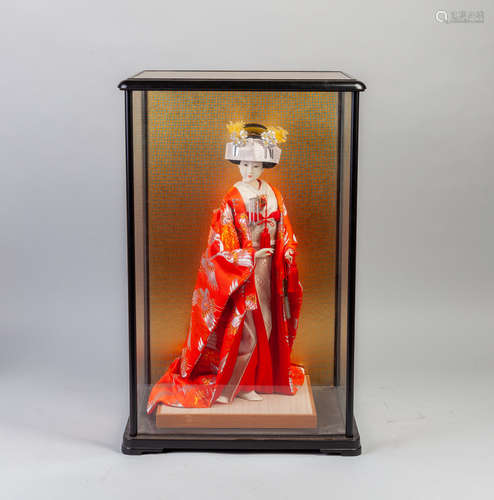 Japanese Vintage Geisha Doll W/Glass Case