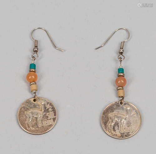 Designed Coin/Gem Stone Earrings, 1/2 Sol Deoro