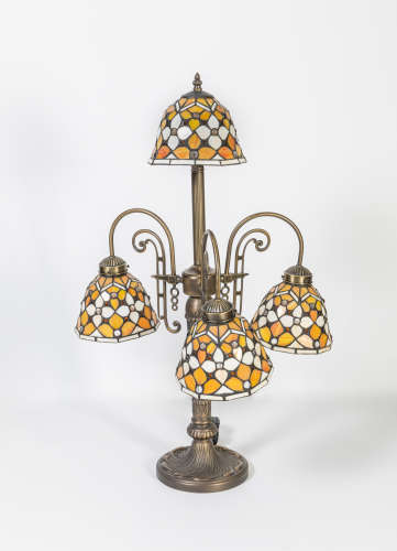 Art Deco Tiffany Style Stained Glass Table Lamp