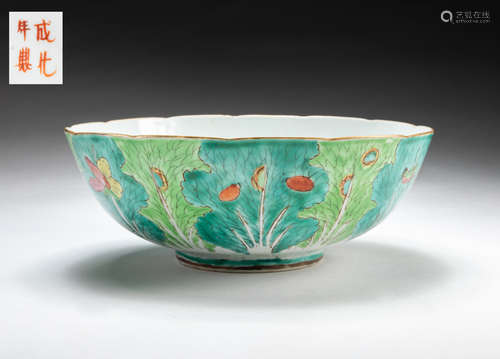 Large Chinese Famille Rose Porcelain Bowl