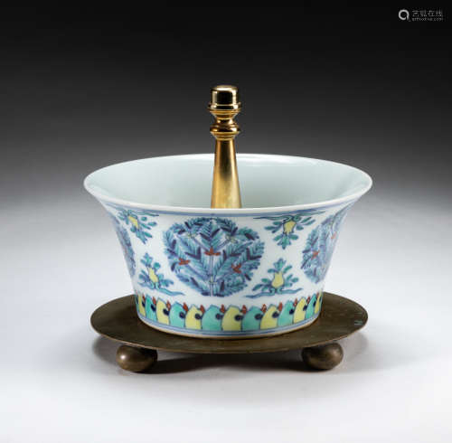 Chinese Export Doucai Porcelain Central Bowl