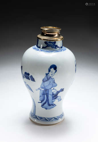 Chinese Export Blue White Porcelain Vase