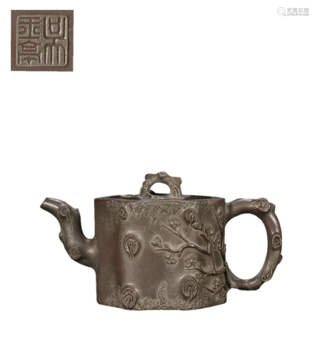 TEAPOT CARVED WITH FLORAL AND 'WU YU TING' INSCRIBED