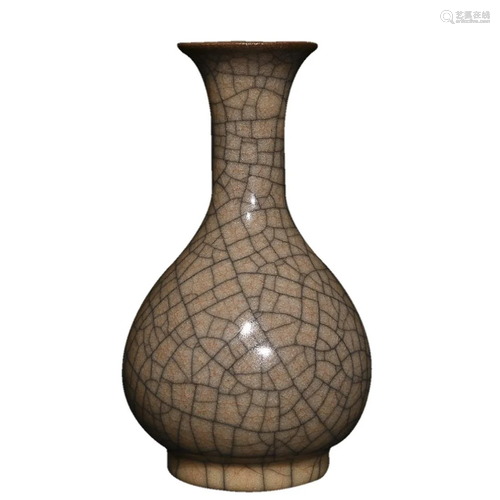 GE WARE VASE