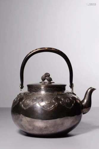 Japanese Silver Teapot w Gold Inlaid, Flowers Engr