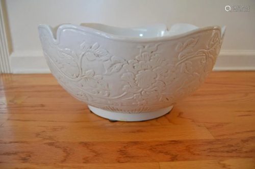 Large Chinese Antique White Glazed Ceramic Bowl