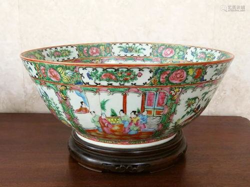 Chinese Rose Medallion Porcelain Bowl