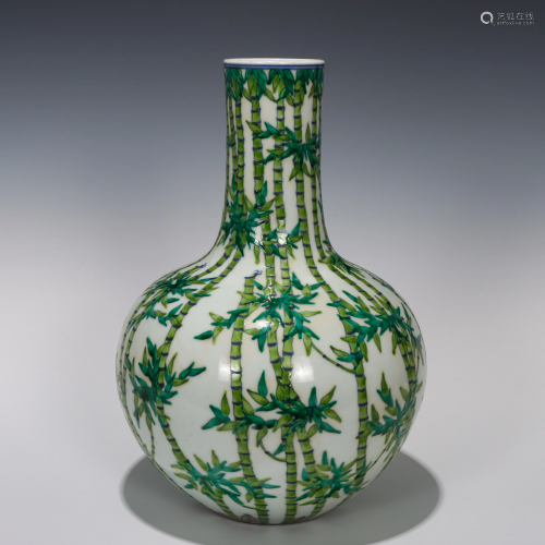 Doucai Bamboo Globular Vase