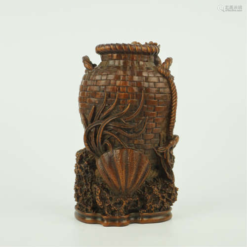 黄楊木彫刻花瓶