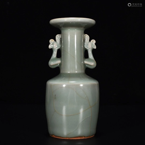 Song Dynasty,Longquan Celadon Lavender Grey Glazed Vase
