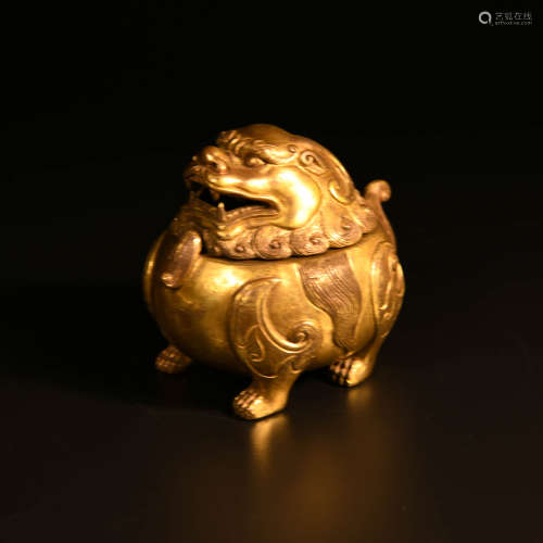 A Beast-shaped Gild Bronze Incense Burner
