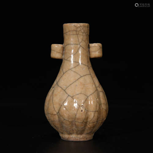 A Ge Typed Glaze Porcelain Guan Er Vase