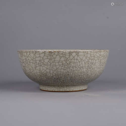 A Ge Glaze Porcelain Bowl