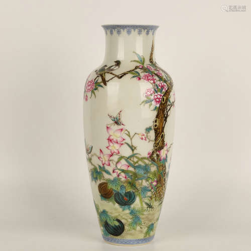 A Famille Rose Flower&Bird Pattern Porcelain Guanyin Vase