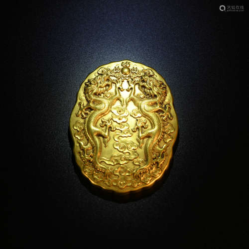 A Gild Bronze Dragon Pattern Pendant