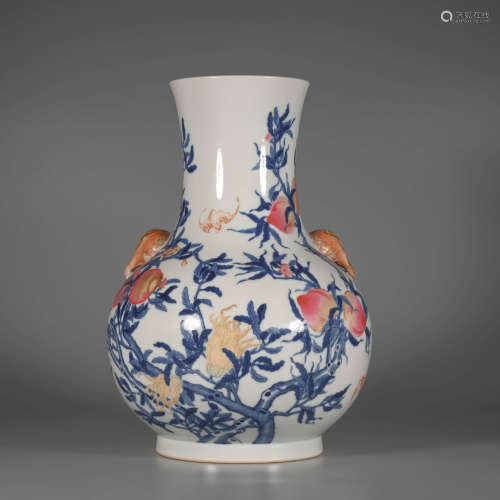 A Blue and White Famille Rose Peach  Porcelain Vase